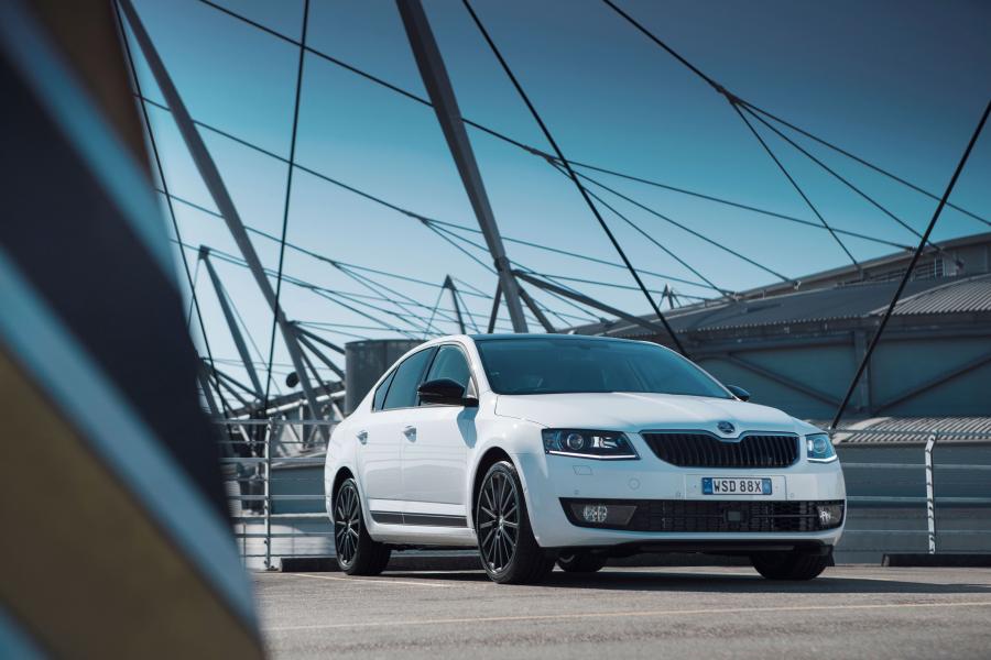  Skoda Octavia Sports Pack 2016 года  (AU) (фото 21 из 27)